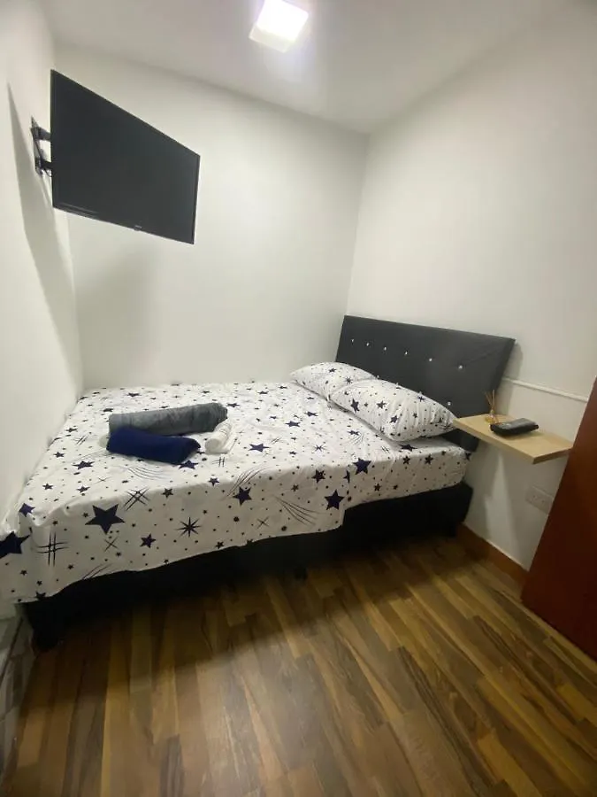 Guest house Casa Blanca Estadio Medellin