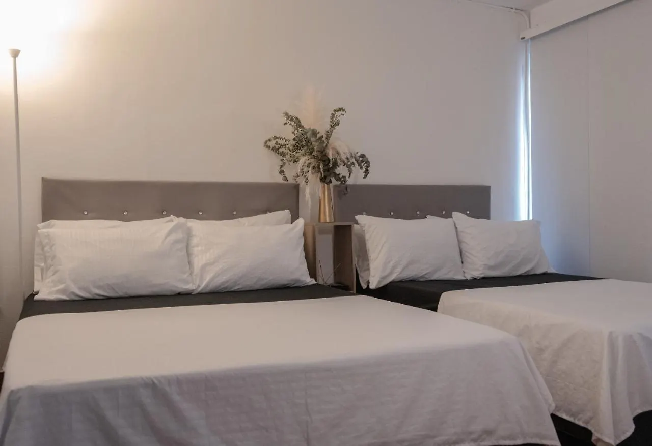 Guest house Casa Blanca Estadio Medellin Colombia