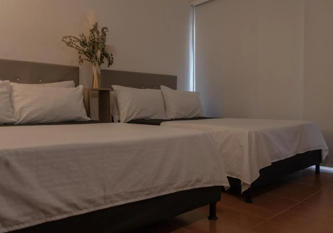 Guest house Casa Blanca Estadio Medellin