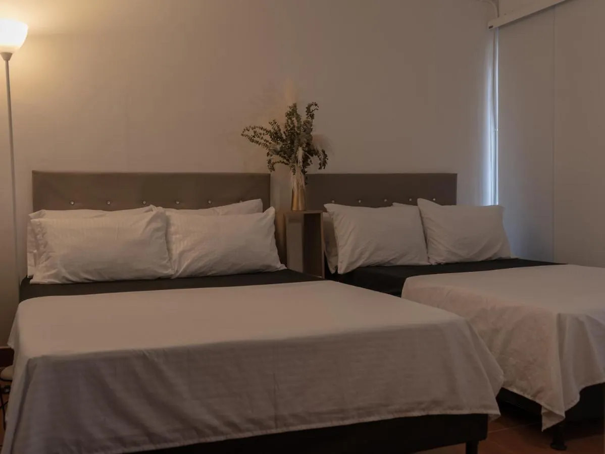Guest house Casa Blanca Estadio Medellin